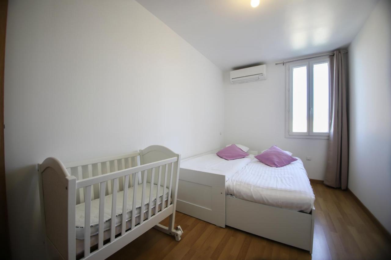 Maison Tendance Avec Jardin, Centre Village, Alpilles, Familles Eyragues Dış mekan fotoğraf